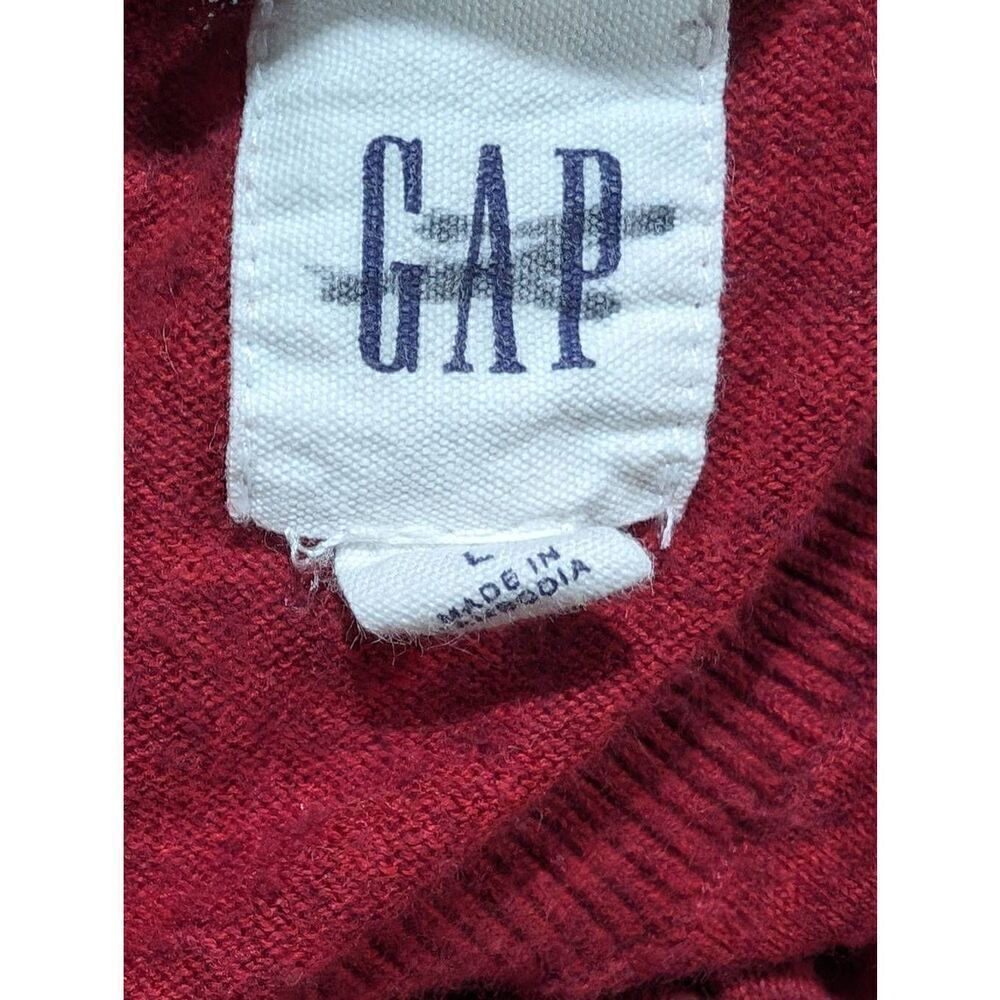 Gap red crew neck sweater‎